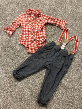 Boys long sleeve button down shirt with suspender pants matching outfit size 6-9